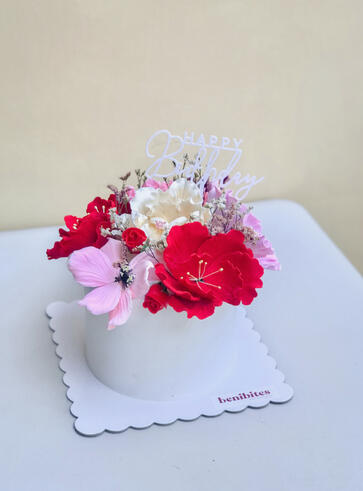 Vibrant red's & pink