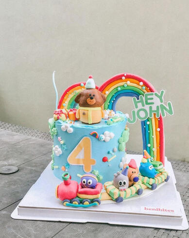 Hey Duggee with friends